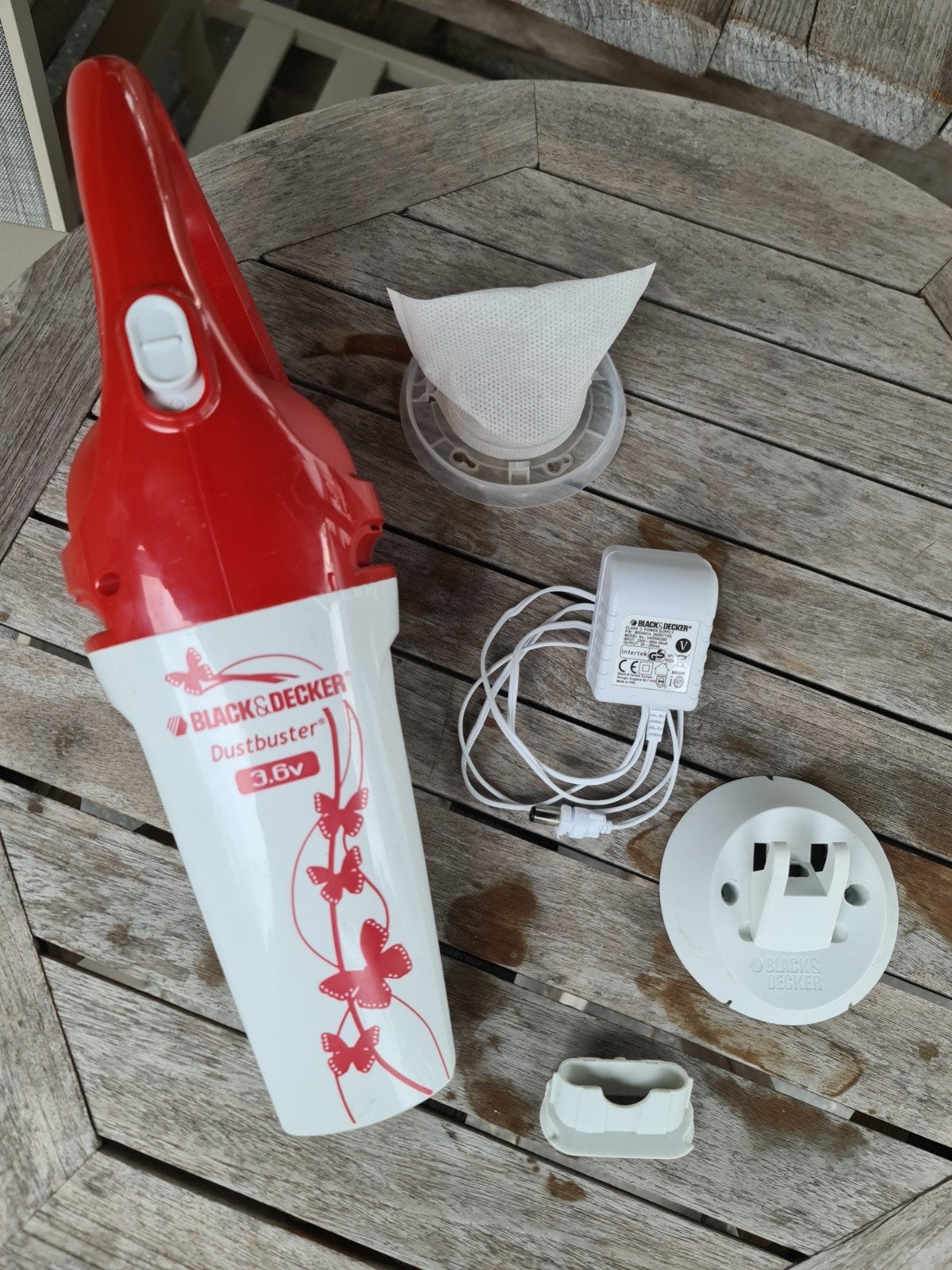 Black & Decker Dustbuster NV3603RN Kruimeldief - defect., Overige merken, Gebruikt, Kruimeldief, Ophalen of Verzenden