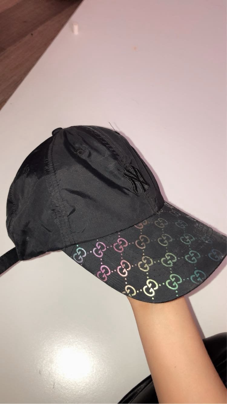 Pet (Gucci), Ophalen of Verzenden, Zo goed als nieuw, One size fits all