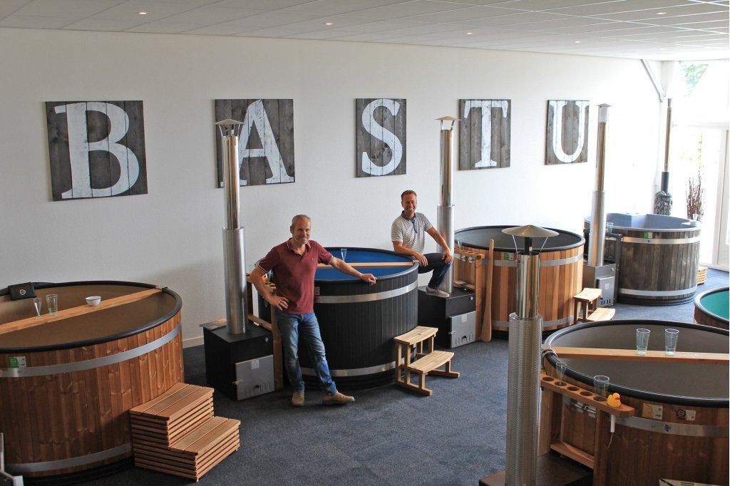 Hottub kopen bij Bastu Sauna's. Showroom vol hottubs!, Niet ingevuld, Nieuw, Niet ingevuld, Niet ingevuld