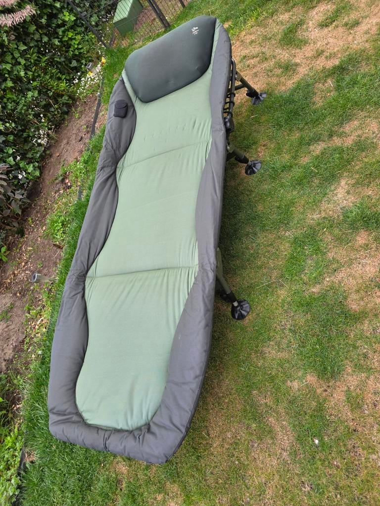 Stretcher/ Kampeerbed / Veldbed - Nash karpervissen, Ophalen of Verzenden, Zo goed als nieuw, Overige