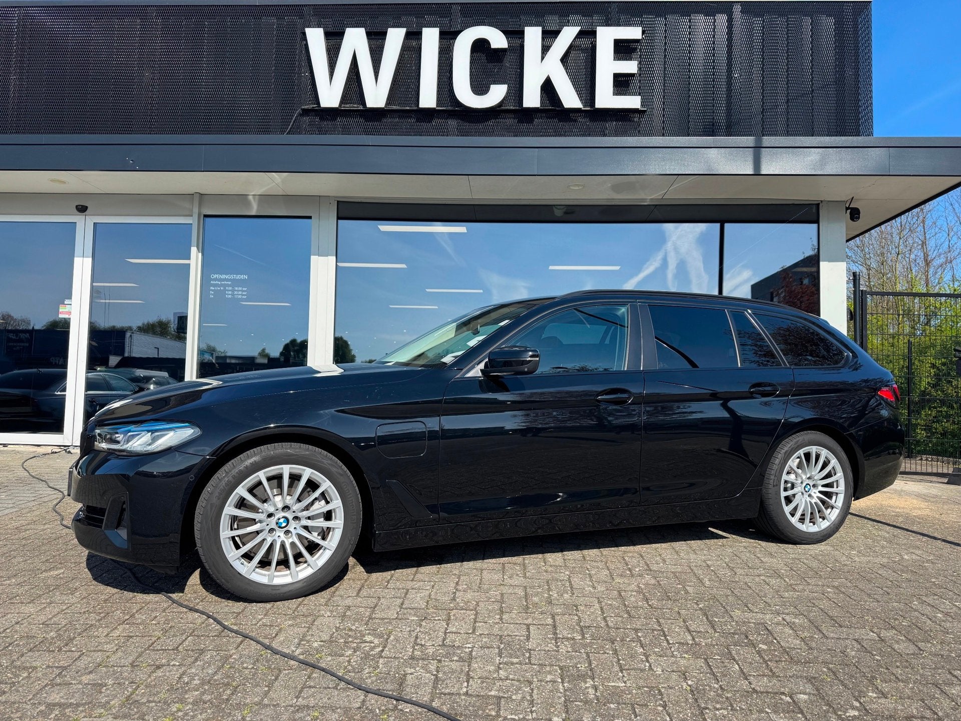 BMW 5-serie Touring 530e xDrive ACC HUD 360 camera Laser 1 J, 1998 cc, Gebruikt, 4 cilinders, 2000 kg