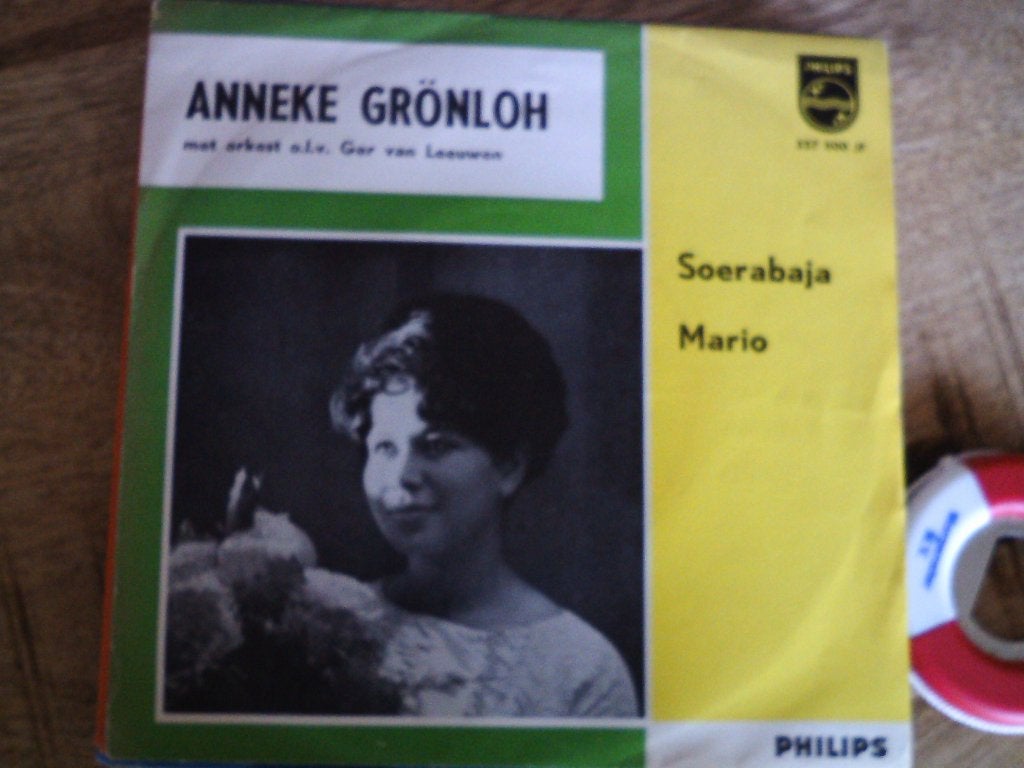 Anneke Grönloh - Soerabaja / Mario (Philips 1962) 1o, 7 inch, Ophalen of Verzenden, Zo goed als nieuw, Beschermende buitenhoes