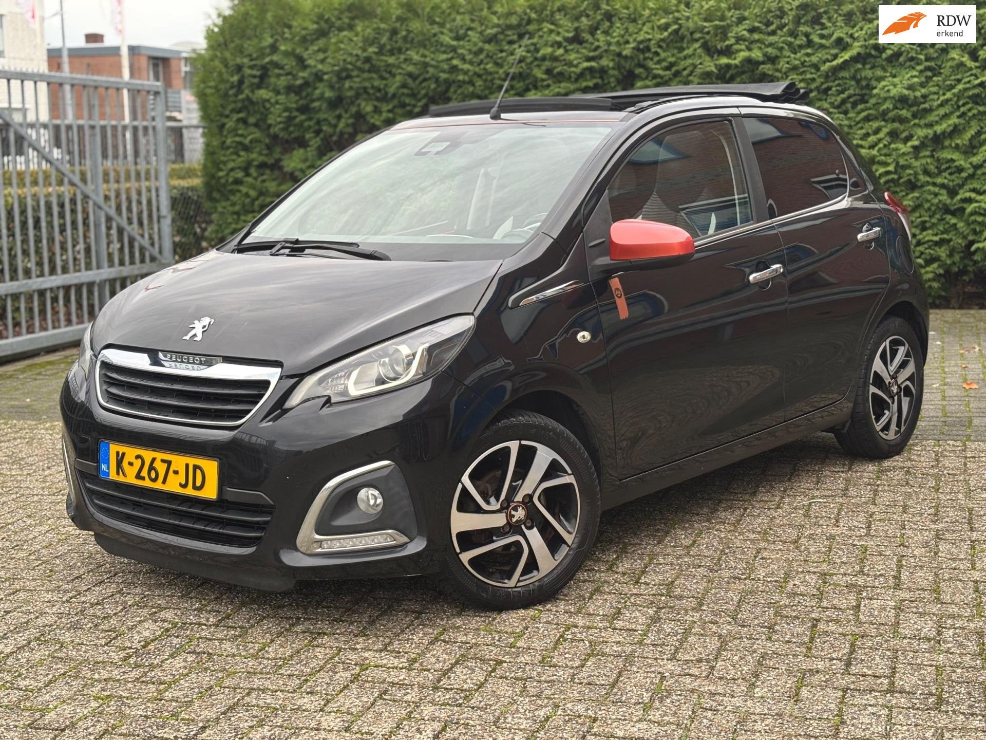 Peugeot 108 1.2 Puretech TOP! Roland Garros, Nap, Cabrio, 5-, Auto's, Peugeot, Voorwielaandrijving, Gebruikt, 1199 cc, 840 kg