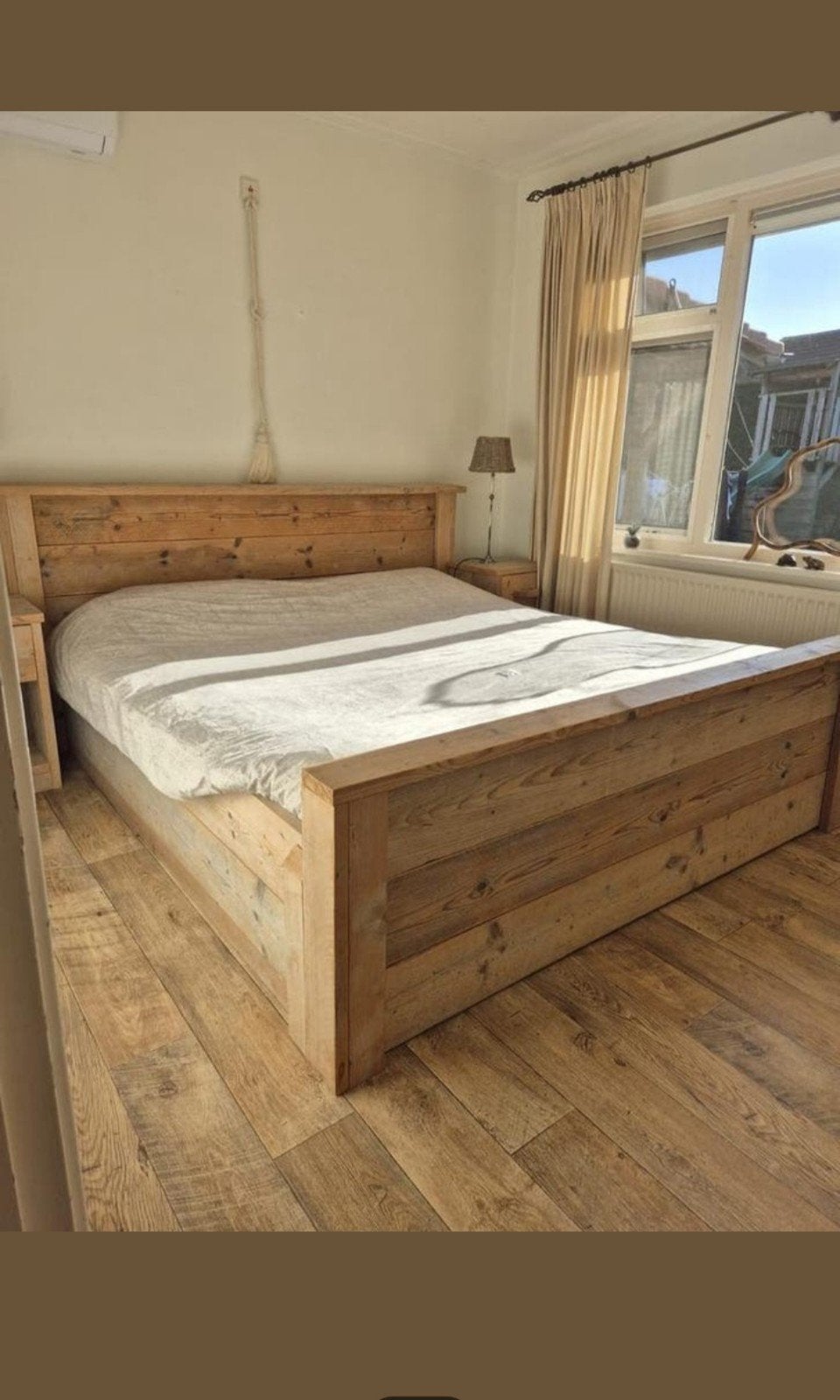 Steigerhouten tweepersoonsbed met nachtkastjes, Tweepersoons, Zo goed als nieuw, Hout, 140 cm
