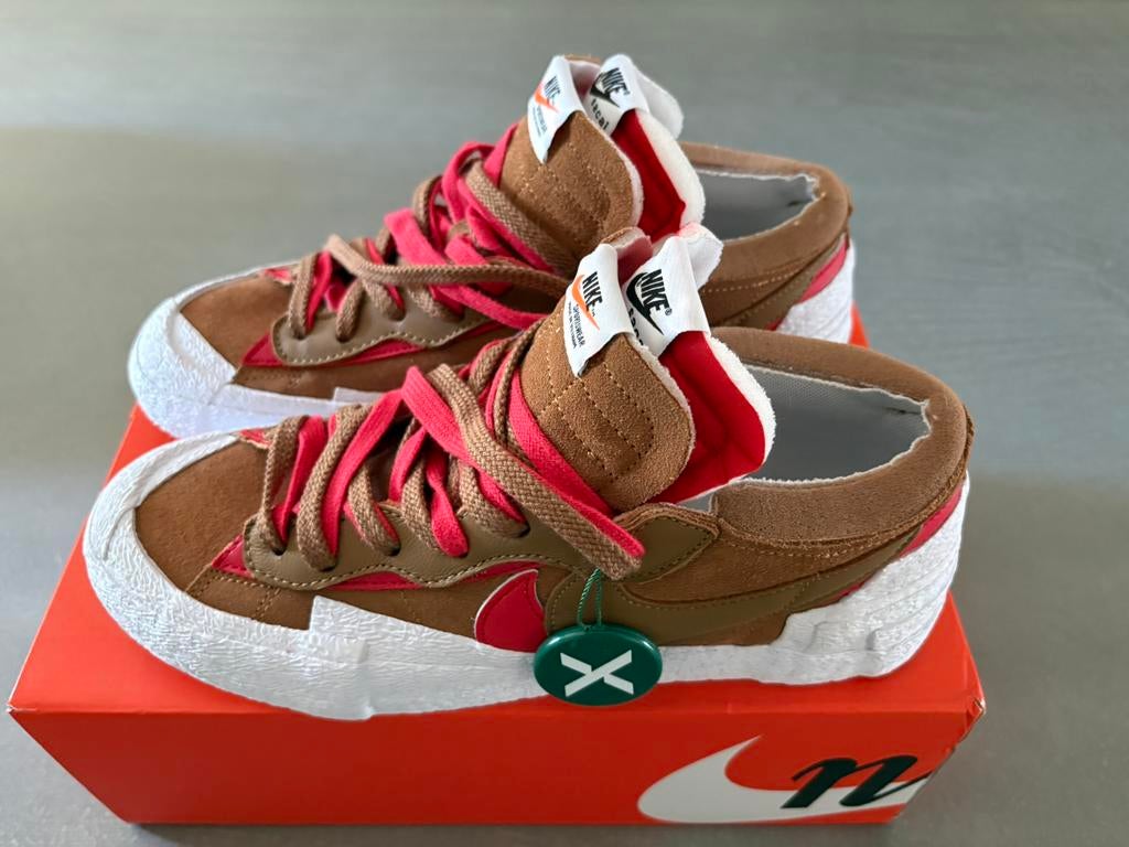 NIKE BLAZER LOW SACAI nieuw met tags maat 43, Ophalen of Verzenden, Zo goed als nieuw, Wit