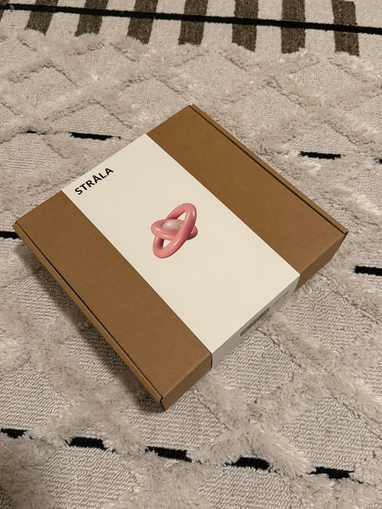 IKEA x Gustaf Westman - Strala lamp NIEUW, Huis en Inrichting, Lampen | Tafellampen, Ophalen of Verzenden, Nieuw, Minder dan 50 cm