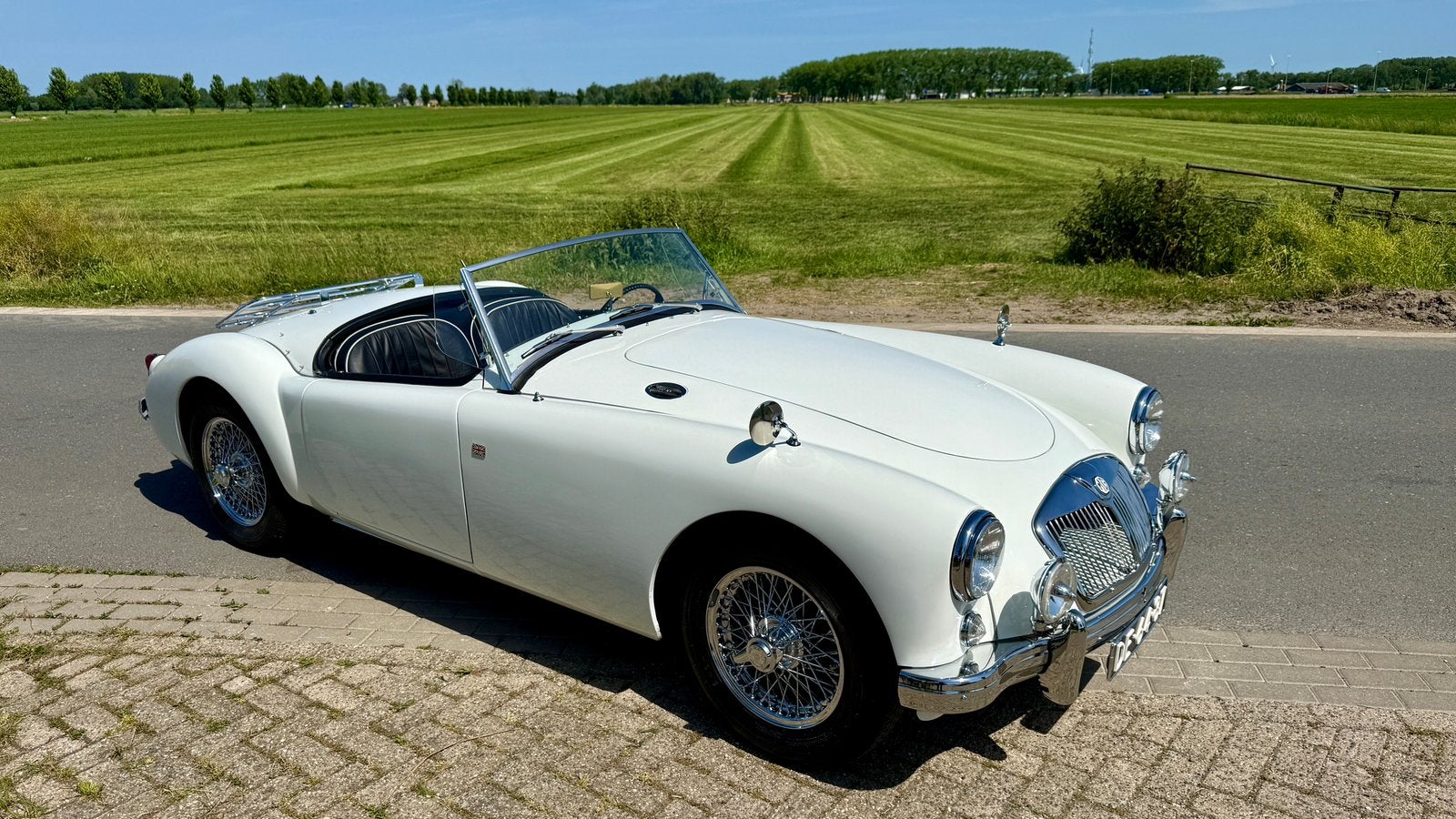 MGA 1957 Wit, Auto's, Oldtimers, Achterwielaandrijving, Zwart, Cabriolet, Wit