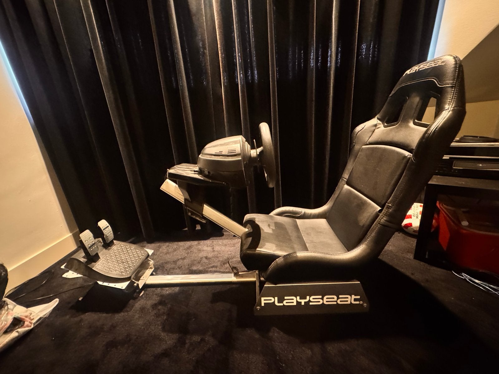 Playseat met Thrustmaster T300RS GT Edition en T-LCM Pedalen, Ophalen, Overige merken, Zo goed als nieuw