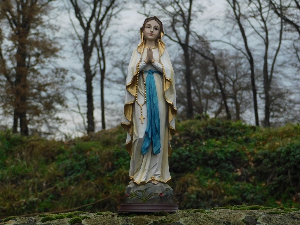 Beeld Maria met rozenkrans - polystone, Ophalen