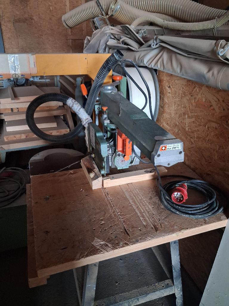 Houtbewerking machines, Ophalen