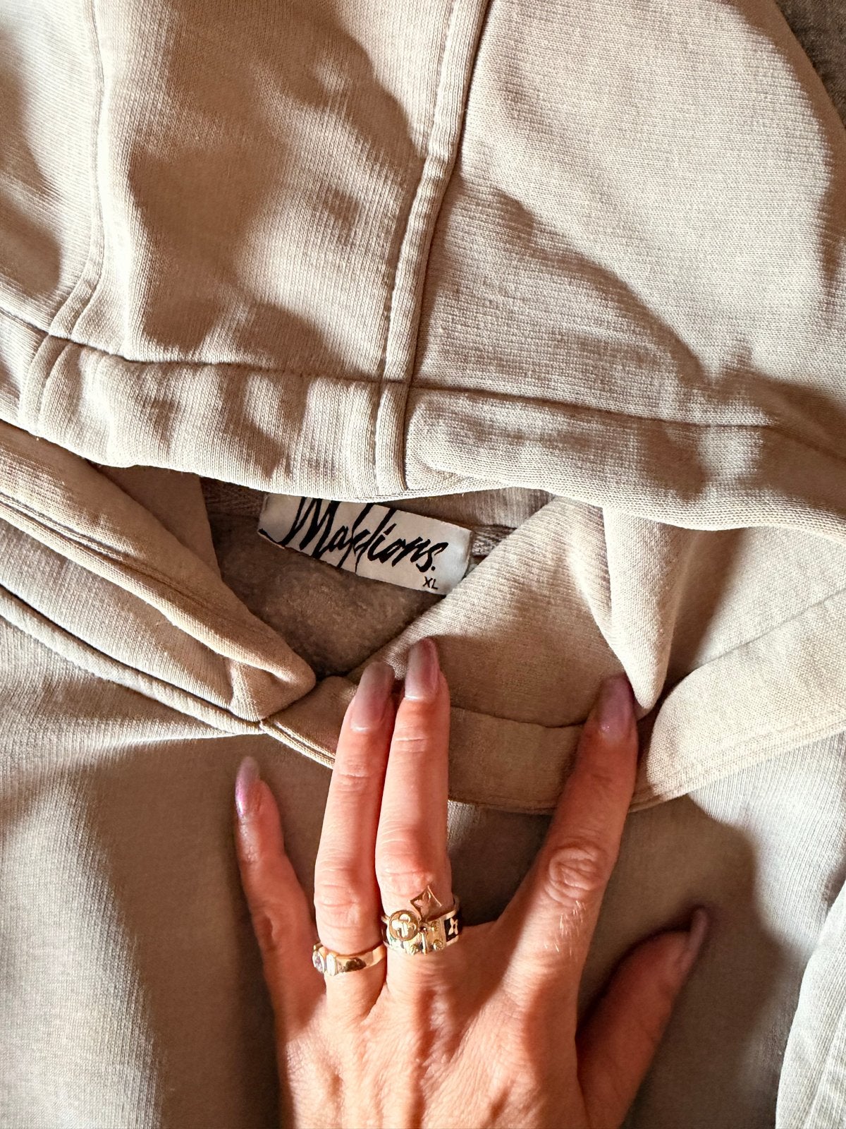 Mooie beige hoodie en joggingbroek set, Kleding | Dames, Huispakken, Ophalen of Verzenden, Zo goed als nieuw, Maat 42/44 (L), Beige