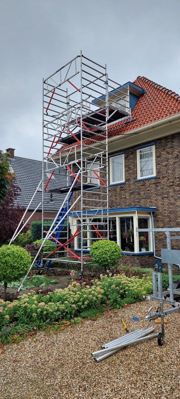 Altrex RS Tower 10,2 M | Uitwijkconsole | Aanhanger |, Doe-het-zelf en Verbouw, Steigers, Ophalen, Rolsteiger of Kamersteiger