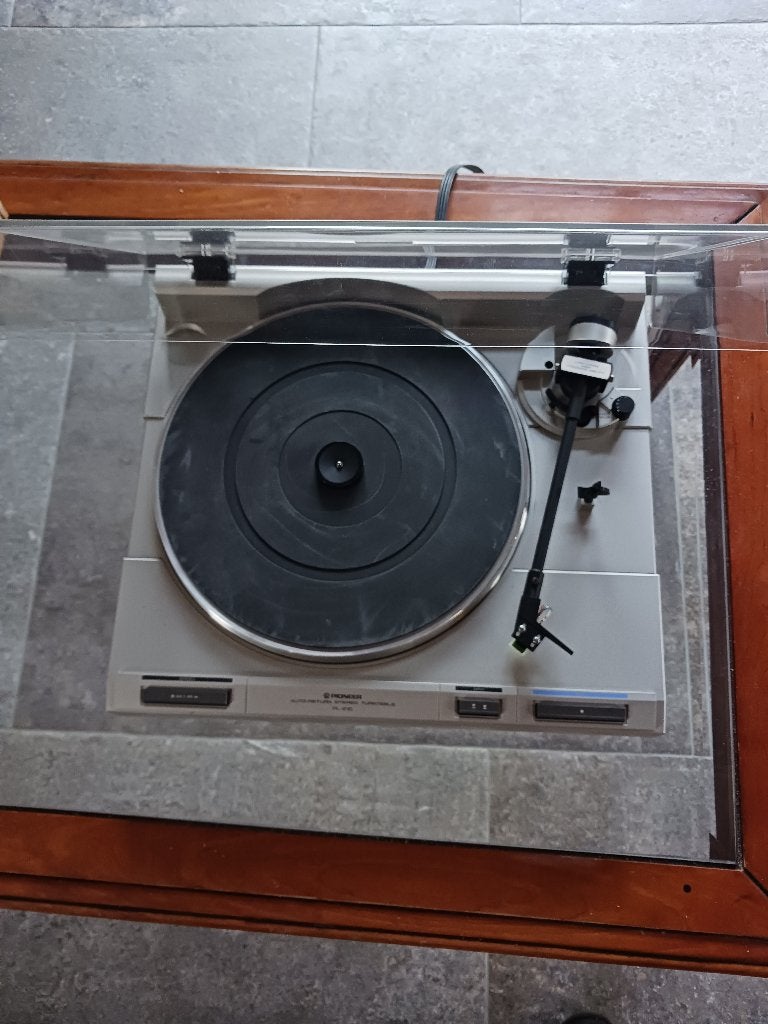 Platenspeler Pioneer PL-210 (zonder aandrijfriem plateau), Ophalen of Verzenden, Gebruikt, Platenspeler, Pioneer
