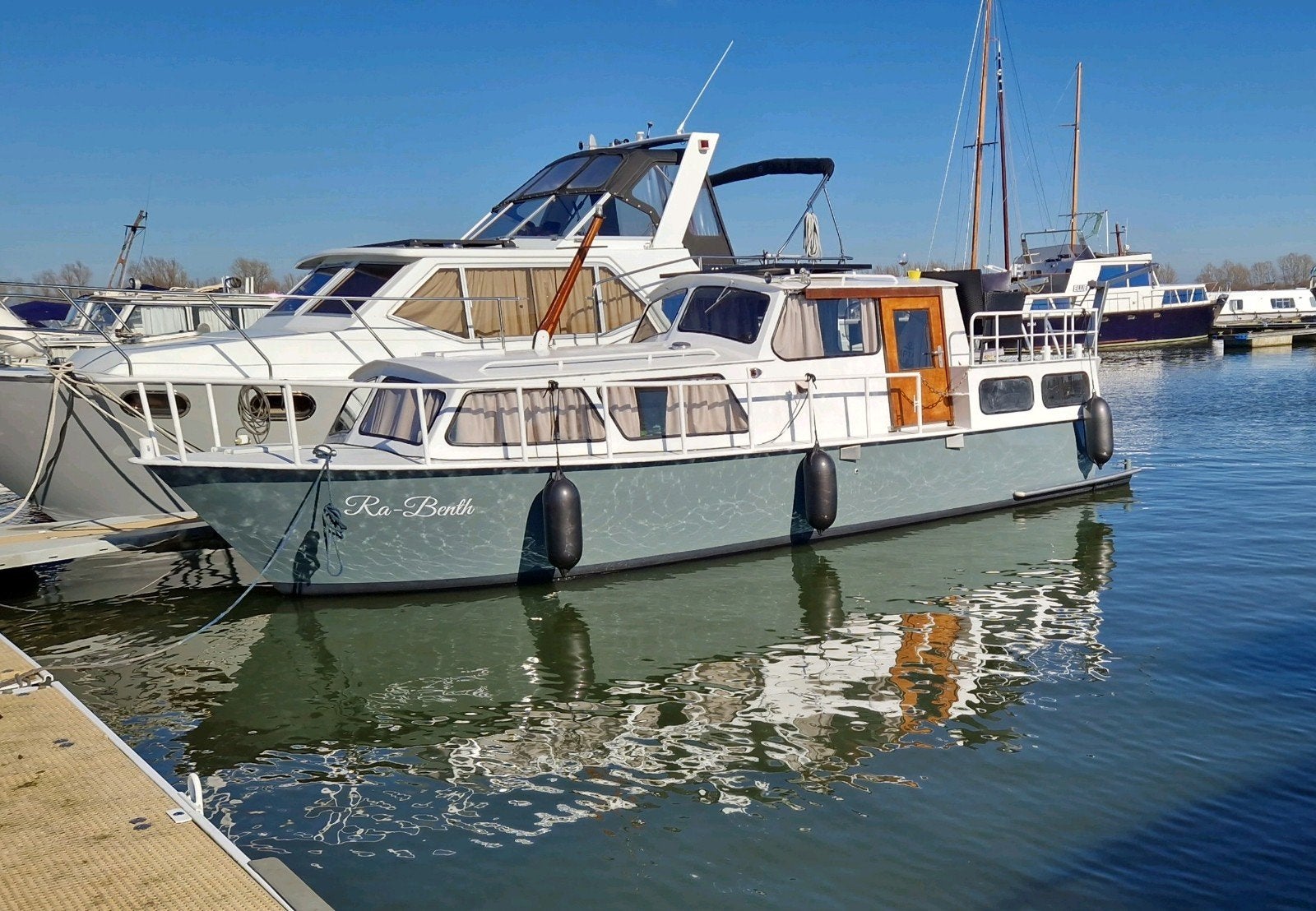 Vaarklare Ten Broeke Kruiser 9m - Recent Gerenoveerd, Watersport en Boten, Binnenboordmotor, Diesel, Kruiser, Zo goed als nieuw