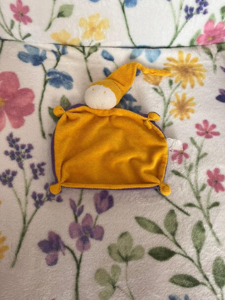 Difrax Knuffeldoekje / Tutdoekje Geel/Paars, Ophalen of Verzenden, Gebruikt, Overige typen