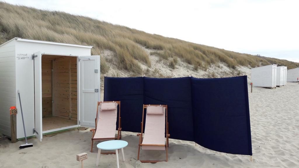 TE HUUR: Strandcabine Domburg hondenstrand 2026, Hobby en Vrije tijd, Overige Hobby en Vrije tijd, Ophalen