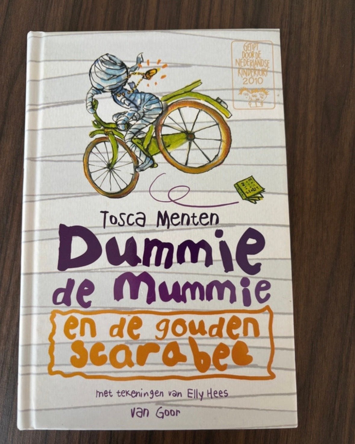 Dummie de Mummie en de gouden scarabee - Tosca Menten, Ophalen of Verzenden, Zo goed als nieuw, Fictie algemeen