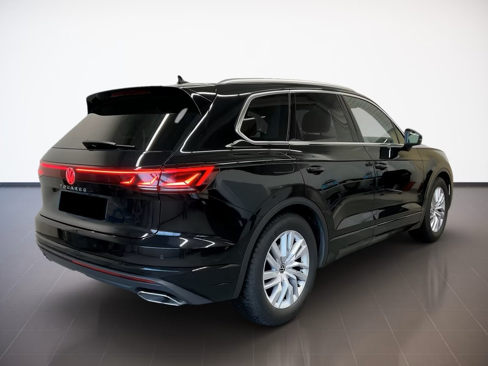 Volkswagen Touareg 3.0 TDI Elegance Grijs Kenteken ACC Lucht, Automaat, 15 km/l, Gebruikt, Zwart