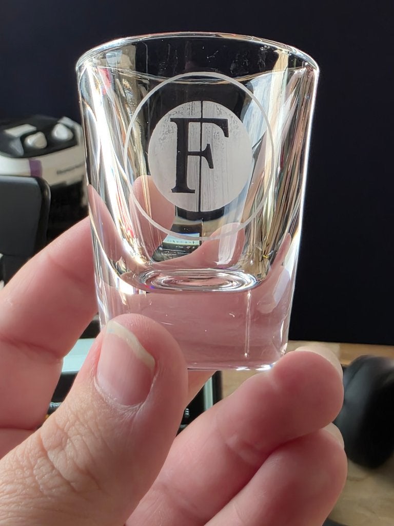 Feyenoord Rotterdam shotglazen set 3 stuks usa 30 ml voetbal, Verzamelen, Ophalen of Verzenden, Nieuw, Borrel- of Shotglas