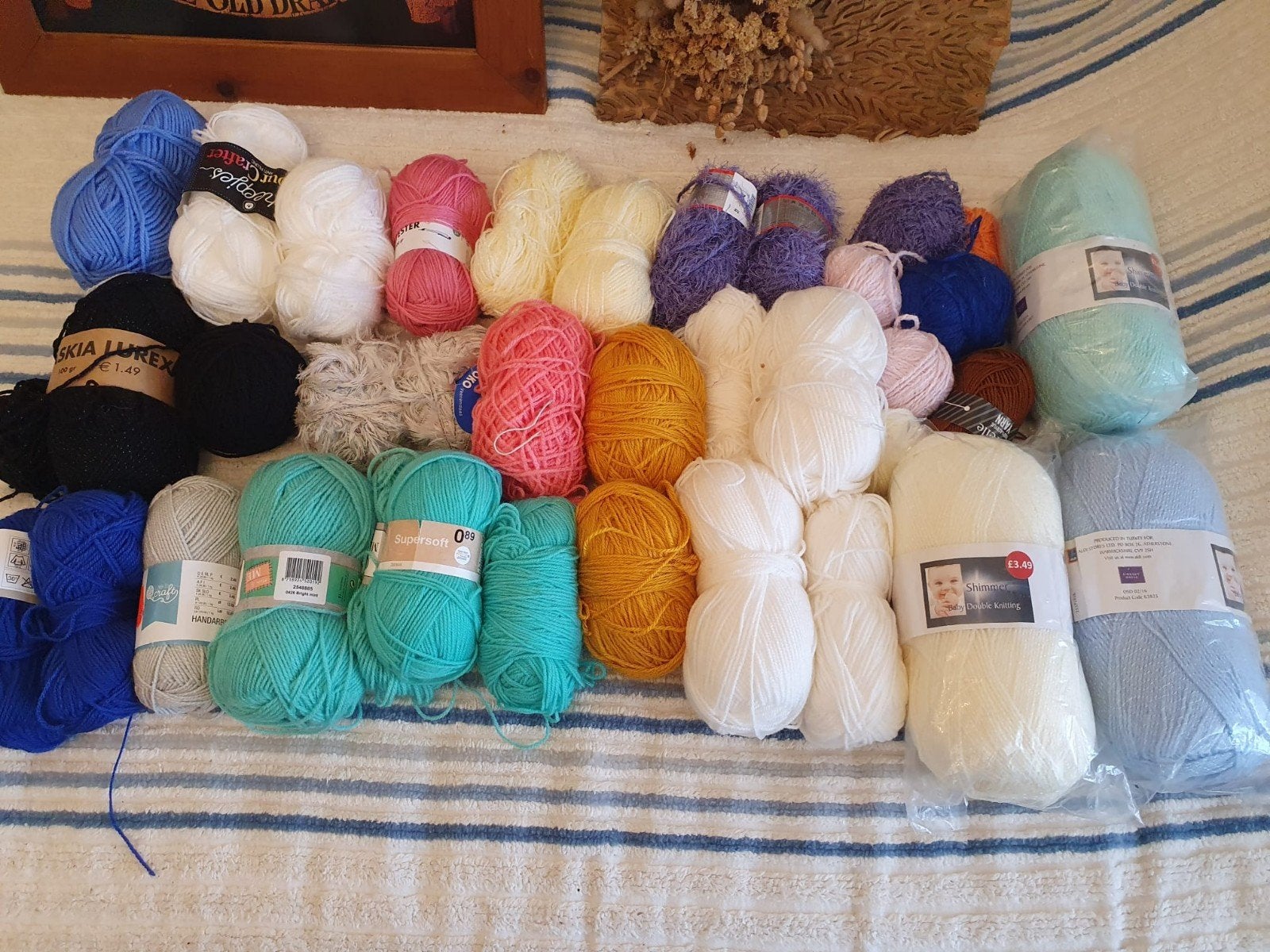 Grote partij wol en garen, diverse kleuren en soorten2,3kg, Hobby en Vrije tijd, Breien en Haken, Ophalen of Verzenden, Breien of Haken