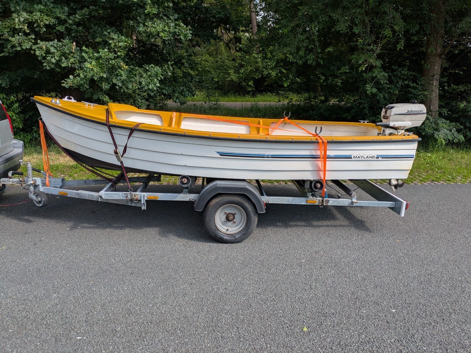 Mayland roeiboot met Johnson buitenboordmotor en trailer, Overige merken, Gebruikt, Buitenboordmotor, Trailer