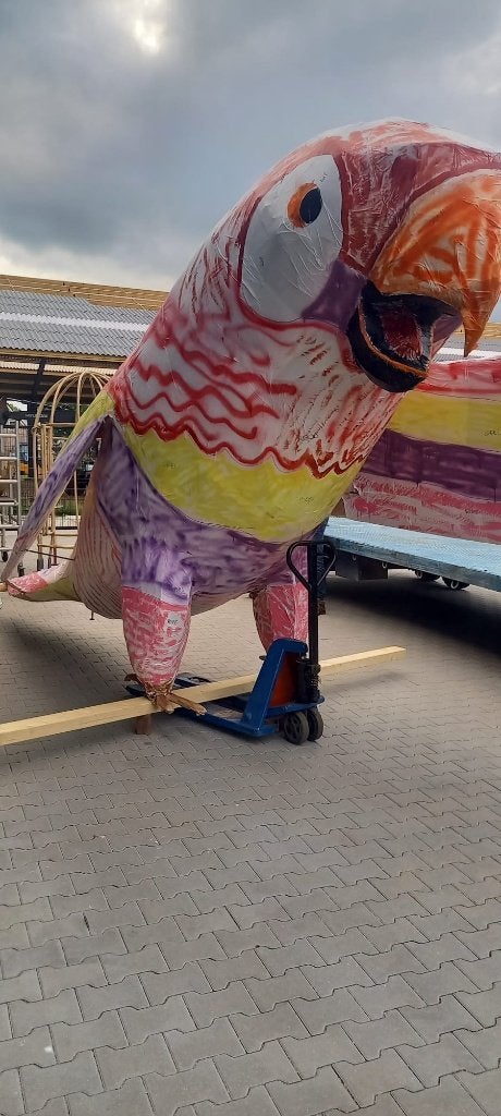 Papagaai voor op corso wagen, Ophalen, Gebruikt, Versiering, Carnaval