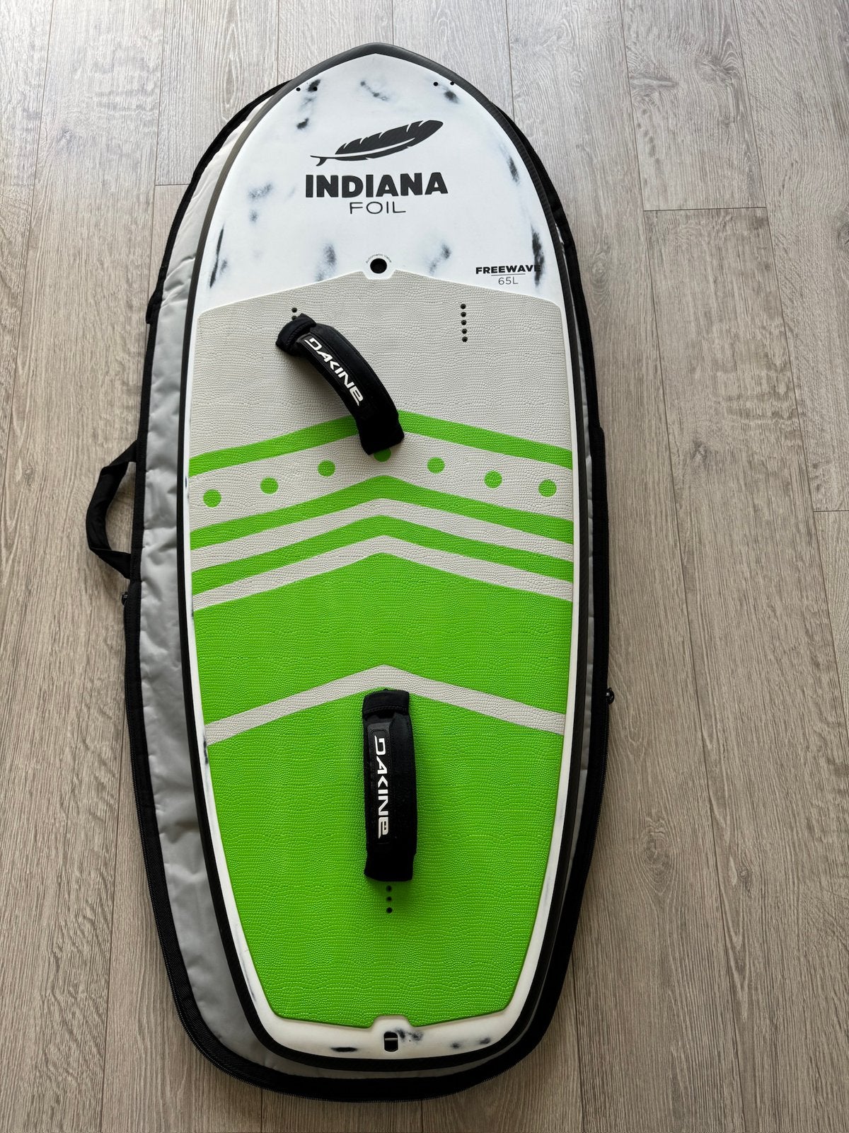 Indiana Wingfoil board 65 liter, Ophalen, Zo goed als nieuw, Wingsurf-board