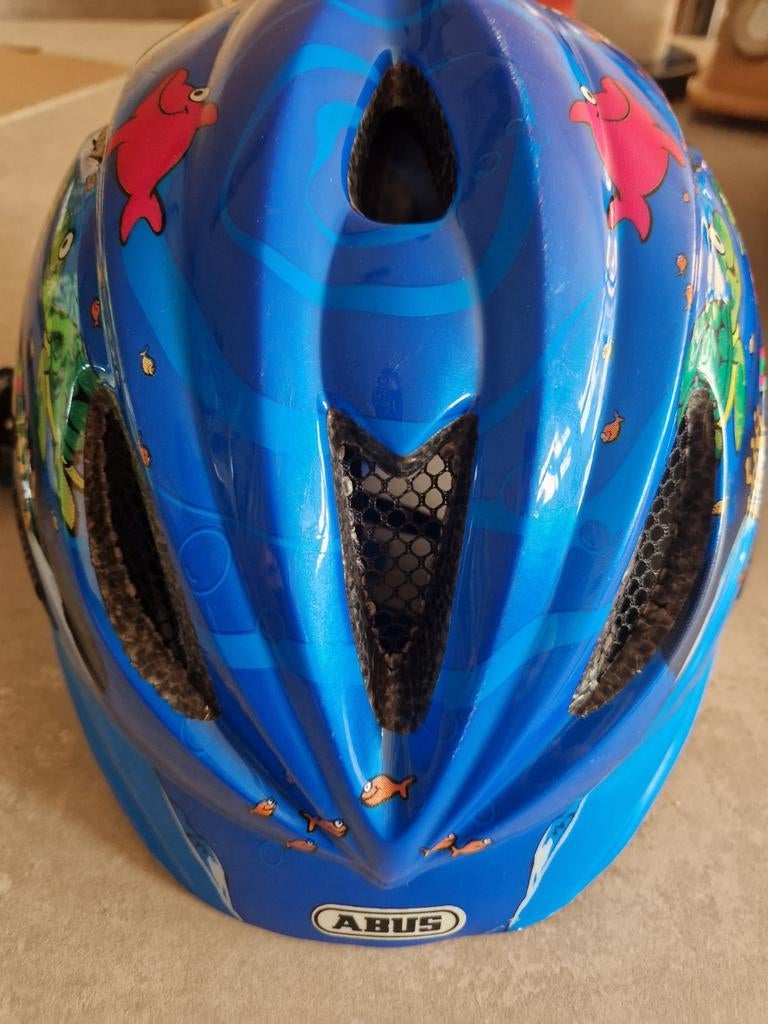 ABUS Fietshelm Kinderen - Blauw met vissen (Maat 52-57cm), Jongen of Meisje, Overige maten, Ophalen of Verzenden, Zo goed als nieuw