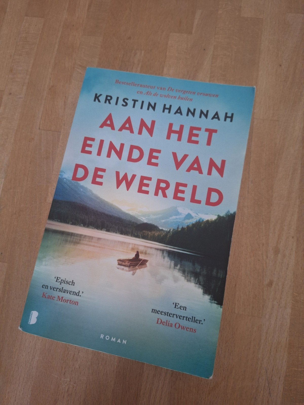 Aan het einde van de wereld - Kristin Hannah, Ophalen of Verzenden, Zo goed als nieuw, Kristin Hannah, Nederland