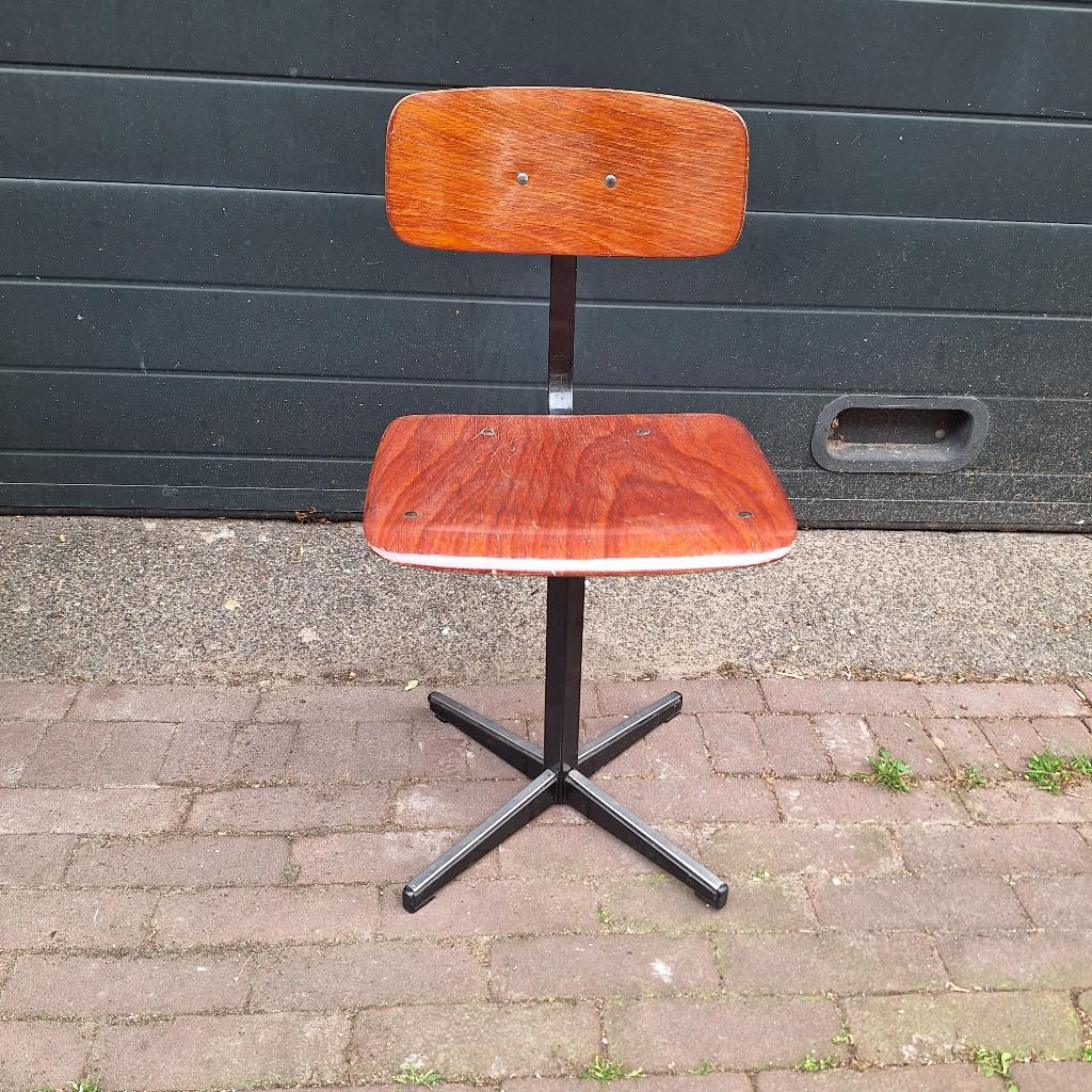 Jaren 70 / Jaren 80 Schoolstoeltje, Kinderen en Baby's, Kinderkamer | Tafels en Stoelen, Ophalen, Gebruikt, -, -