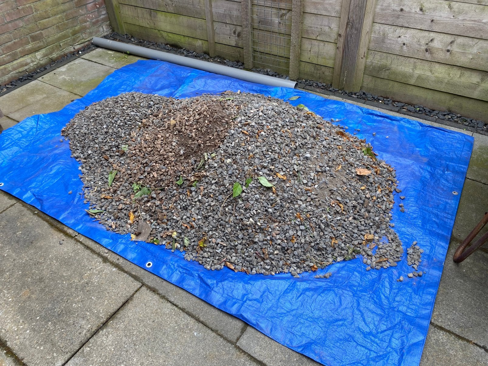GRATIS! Grijs sier grind, Tuin en Terras, Ophalen, Zo goed als nieuw