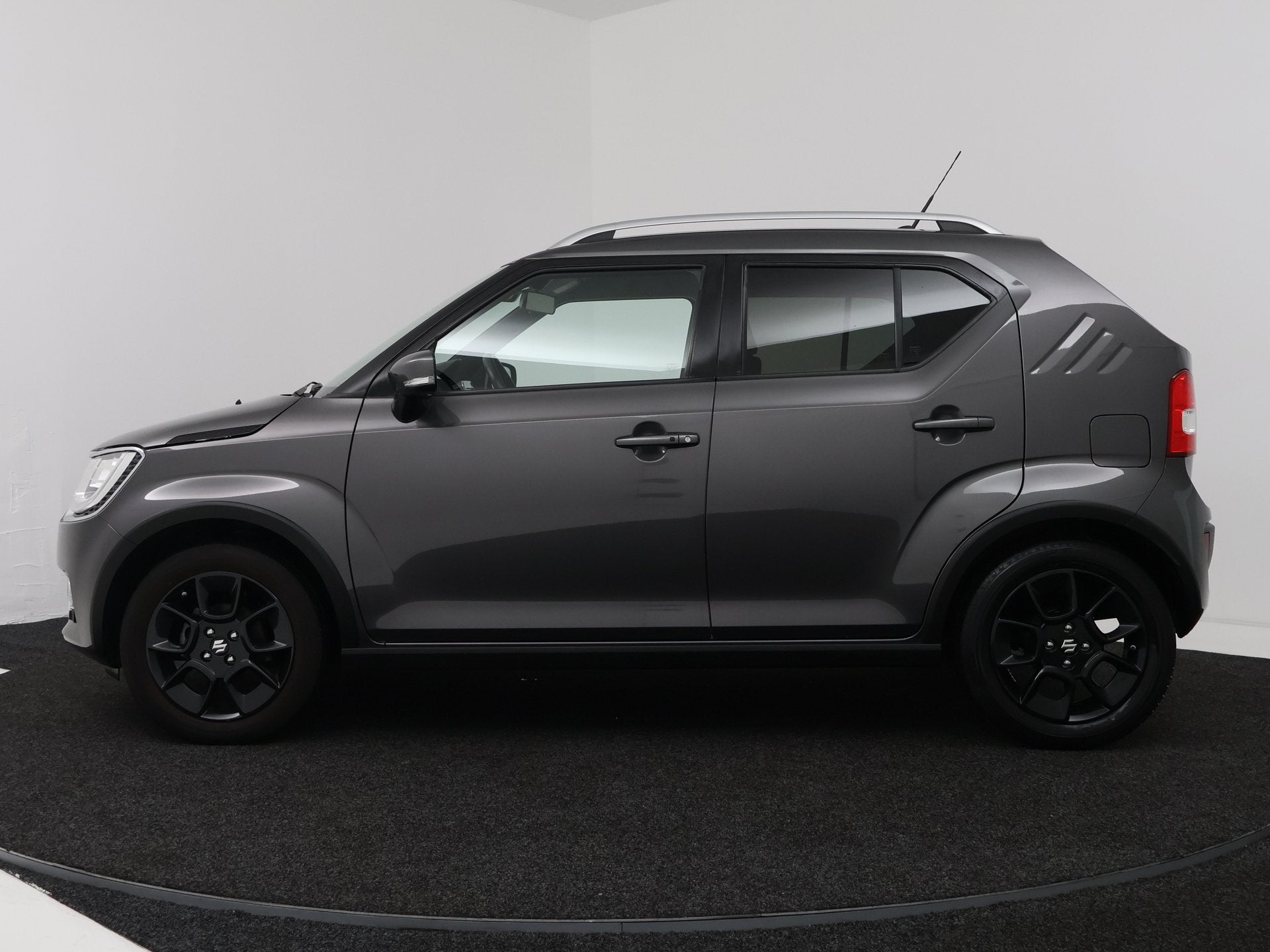 Suzuki Ignis 1.2 Smart Hybrid Stijl | Apple Carplay / Androi, Voorwielaandrijving, Gebruikt, 4 cilinders, 23 km/l