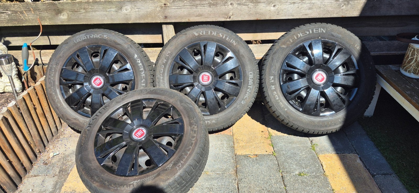 Fiat 500 all seasons wielen met wieldop., Ophalen, 14 inch, 175 mm, Banden en Velgen
