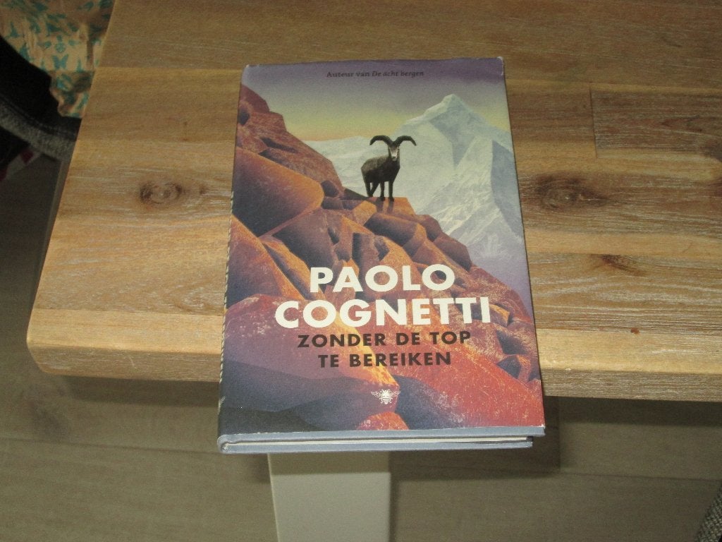 Paolo Cognetti - Zonder de top te bereiken, Boeken, Ophalen of Verzenden, Zo goed als nieuw, Paolo Cognetti