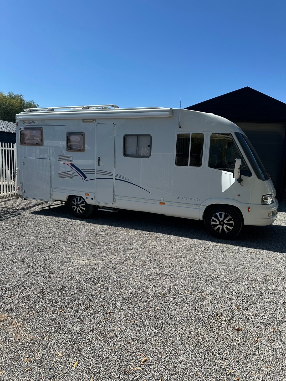 Dethleff Advantage 700 (off grid ), Integraal, Ringverwarming, Fiat, 6 tot 7 meter