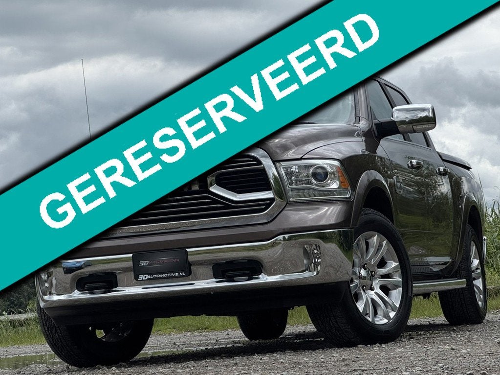 Dodge Ram 1500 LONGHORN 5.7L V8, 1E EIG, LUCHTVERING, Auto's, Dodge, Bedrijf, Te koop, RAM 1500, 4x4, ABS, Achteruitrijcamera