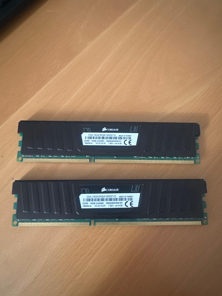 Corsair 16GB (2x8GB) DDR3 RAM 1600MHz, Gebruikt, Server, DDR3, Ophalen of Verzenden