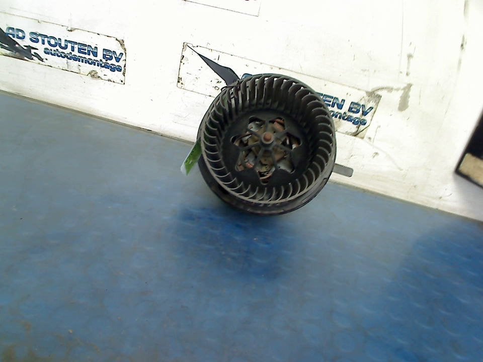 Kachel Ventilatormotor Volkswagen Beetle (16AE) 5C1819015, Gebruikt, Volkswagen, Volkswagen AG, Kundenbetreuung@volkswagen.de