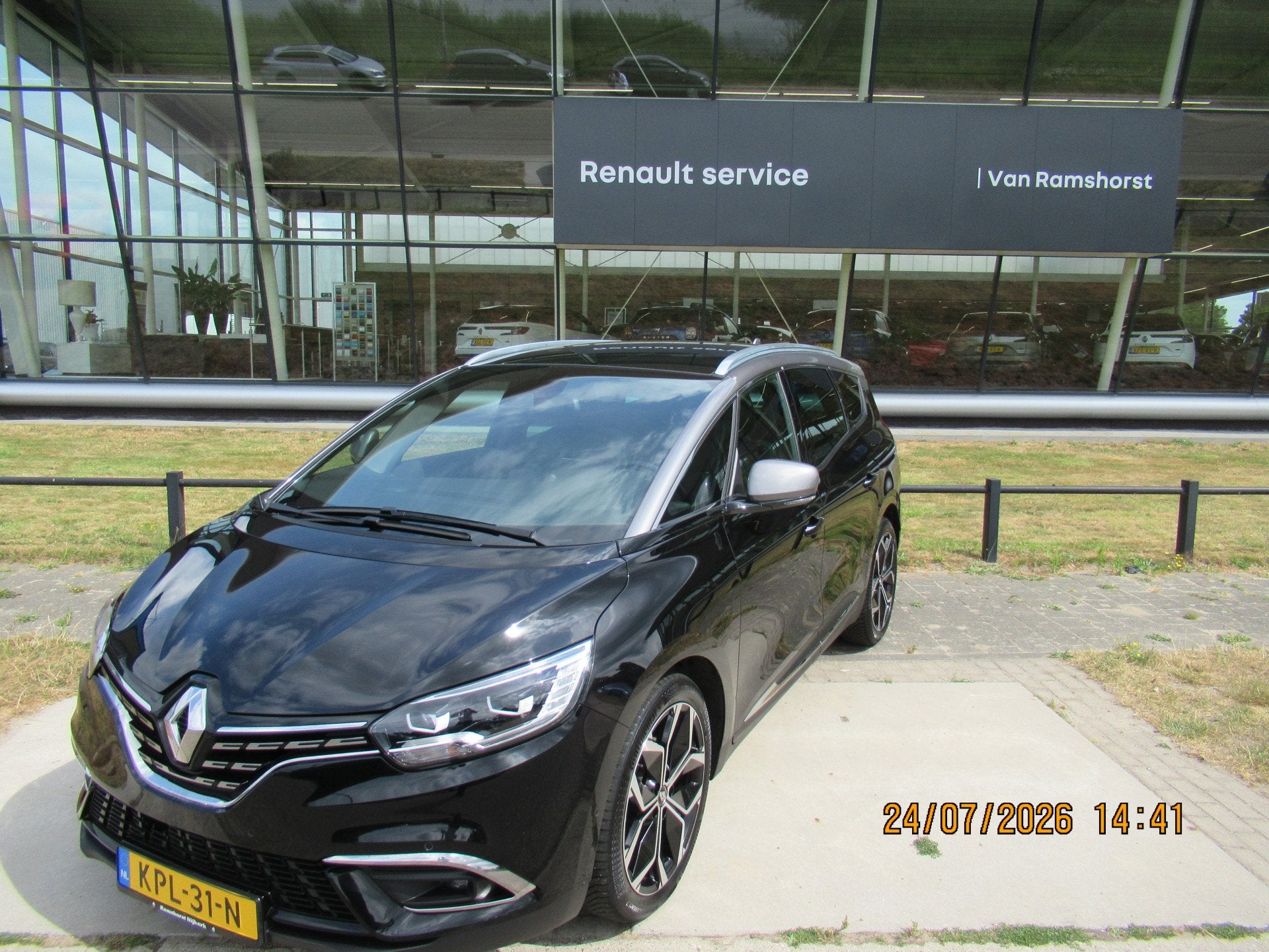Renault Grand Scénic 1.3 TCe 140pk Automaat/ Techno/ Camera, Auto's, 15 km/l, Euro 6, 4 cilinders, 7 stoelen