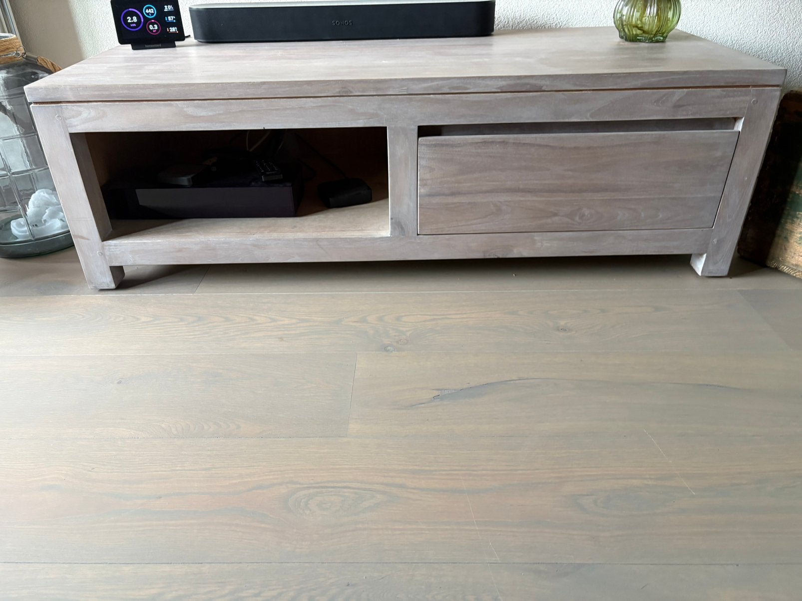 Tv meubel grey wash, Ophalen, 100 tot 150 cm, Zo goed als nieuw, Minder dan 100 cm