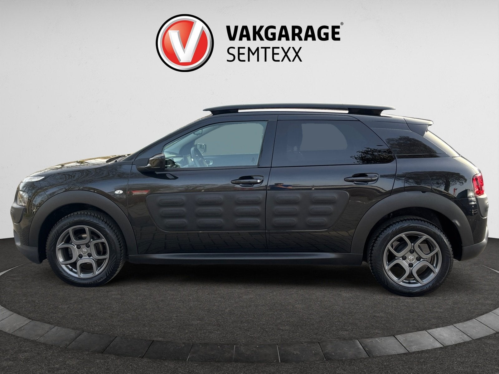 Citroen C4 Cactus 1.2 PureTech Shine | Org NL | 2de Eig | Cl, Voorwielaandrijving, Stof, Euro 6, 1199 cc