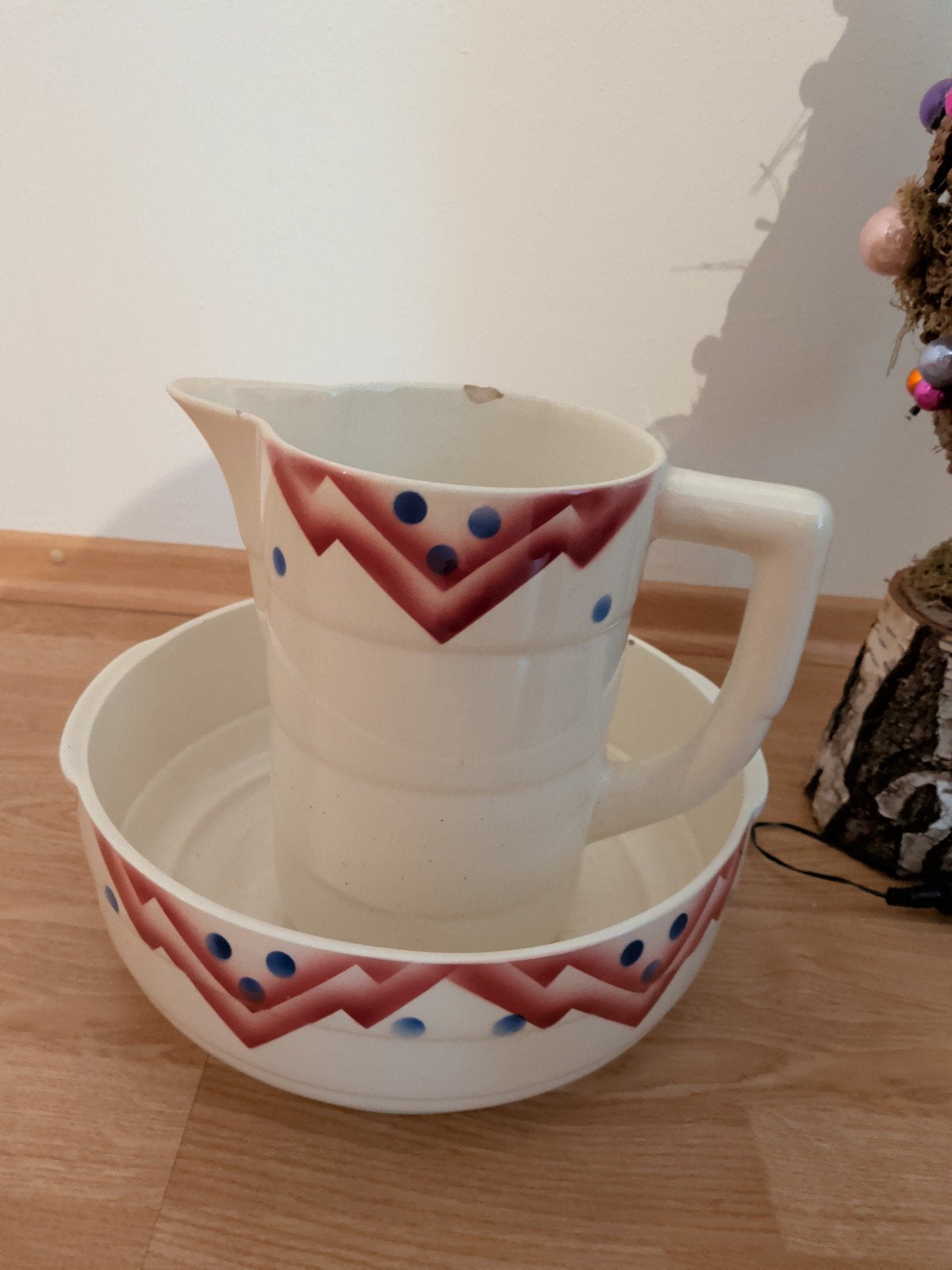 Vintage waskom en kan set met geometrisch patroon, Antiek en Kunst, Antiek | Keramiek en Aardewerk, Ophalen of Verzenden