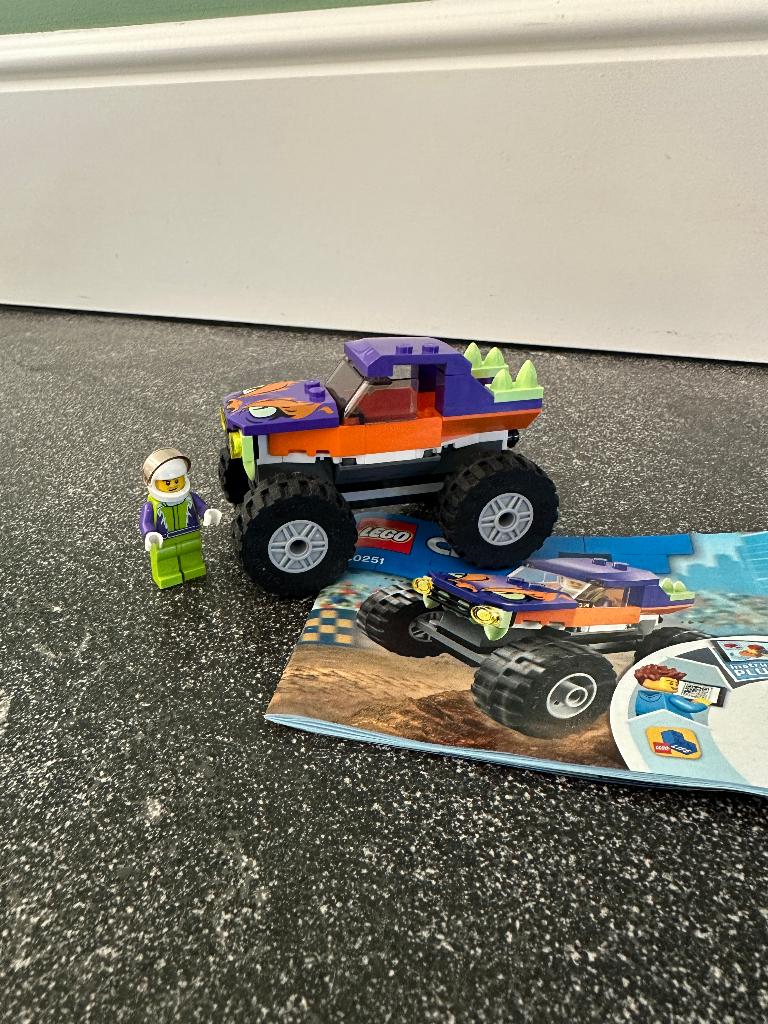 lego city monstertruck 60251, Ophalen, City, Lego, Zo goed als nieuw