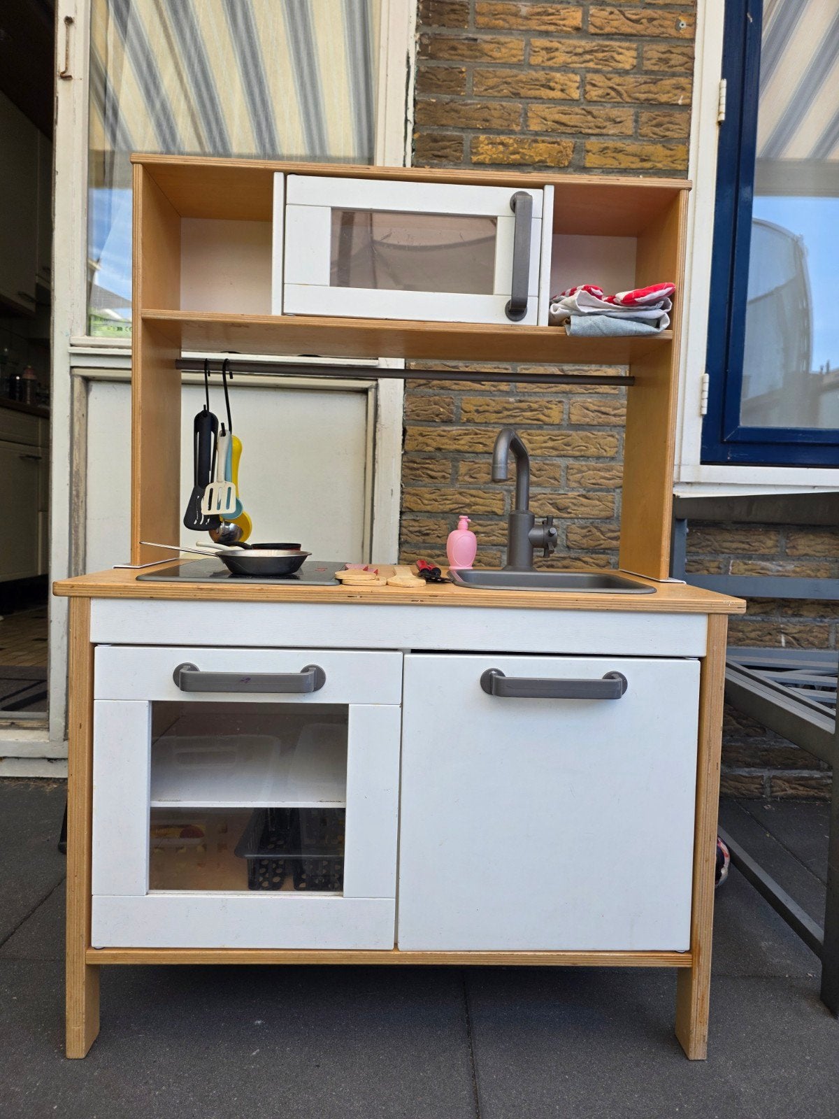 Ikea Speelgoedkeukentje met accessoires en houten voedsel, Ophalen, Gebruikt, Hout, Speelkeuken