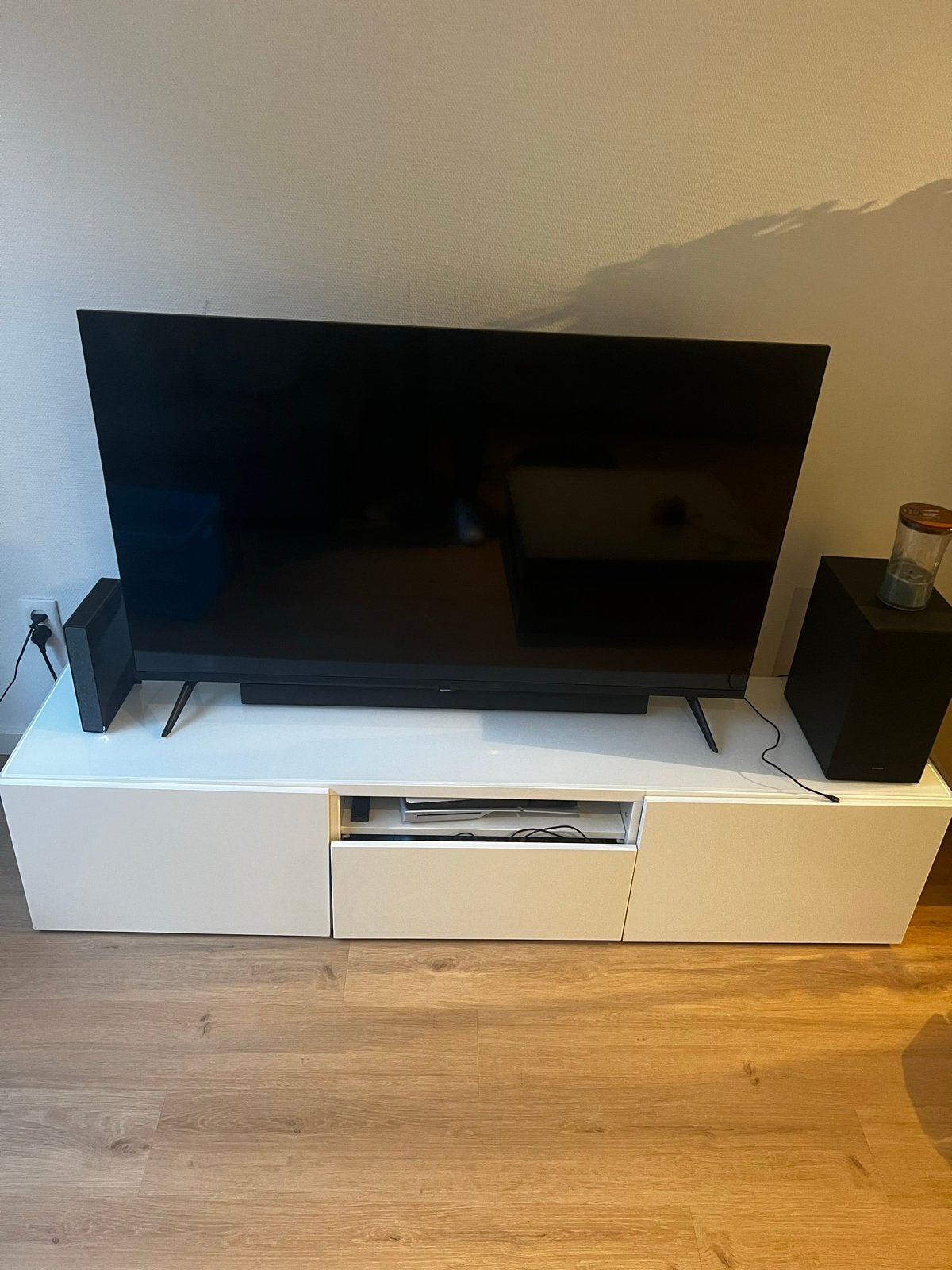 TV-meubel wit met glazen plaat - 180x42x40 cm, Huis en Inrichting, Ophalen, Gebruikt, 150 tot 200 cm, Glas