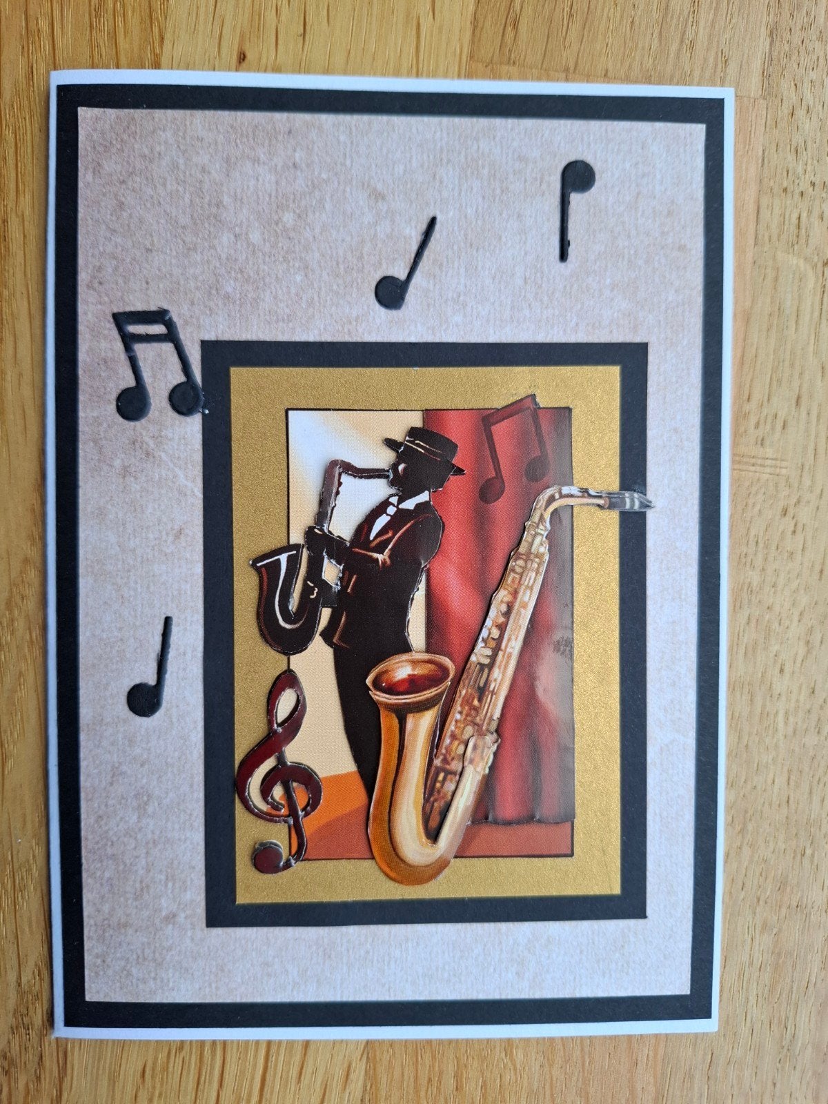 Zelfgemaakte muziekkaart met saxofoon, Ophalen of Verzenden, Nieuw