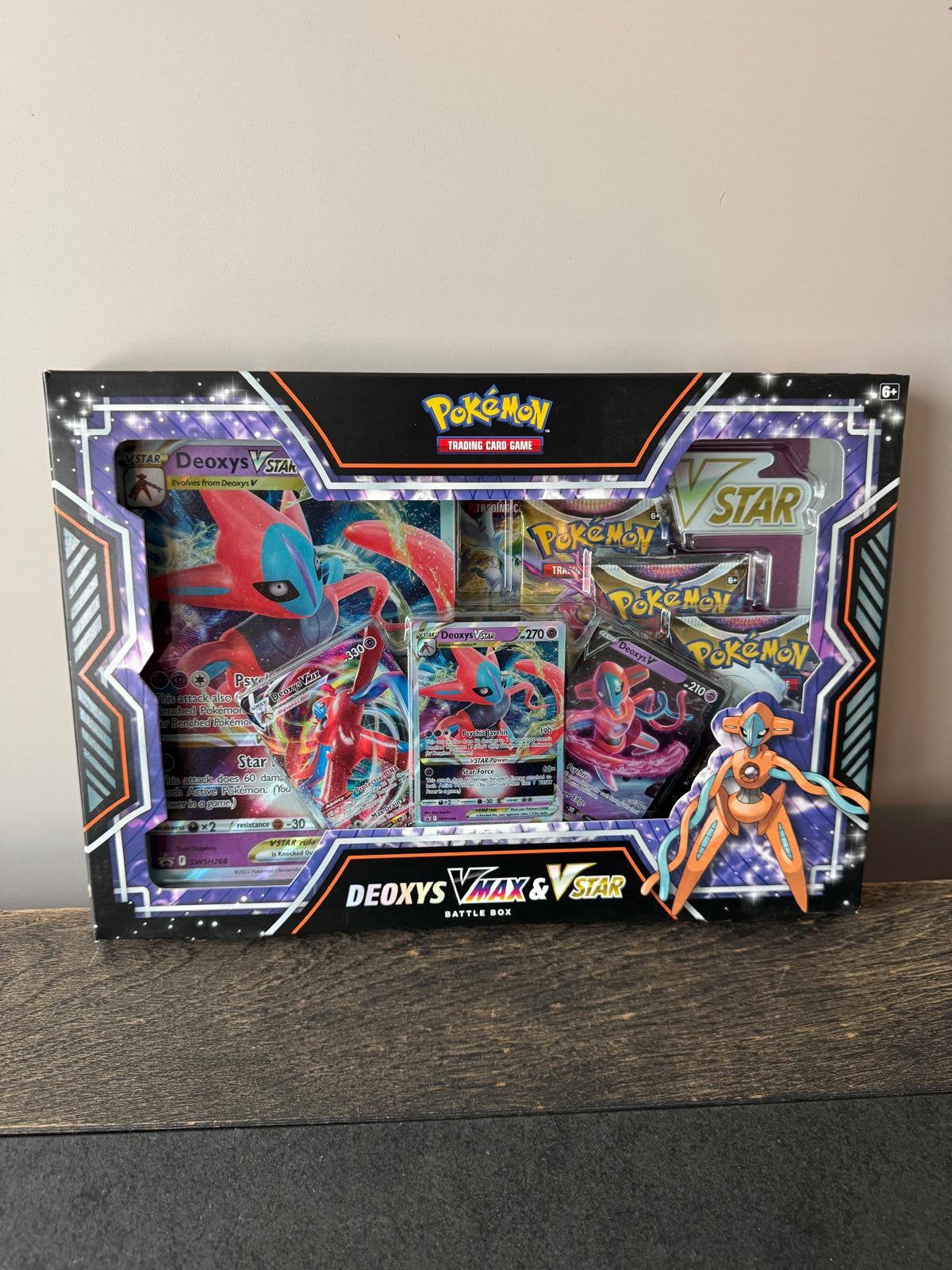Pokemon Deoxys VMAX & VSTAR Battle Box SEALED!, Ophalen of Verzenden, Nieuw, Boosterbox, Foil