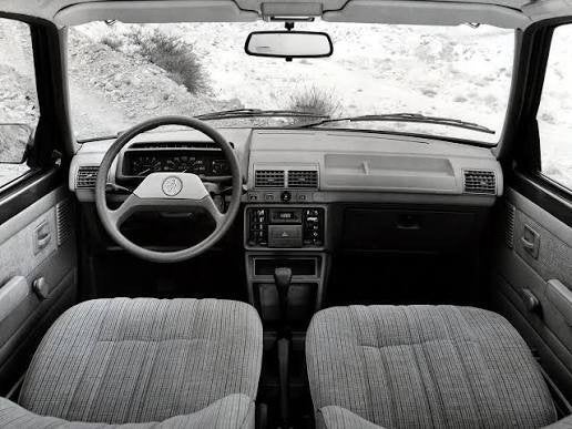GEZOCHT: Peugeot 205 voorstoelen + achterbank, Auto-onderdelen, Ophalen of Verzenden, Gebruikt, Peugeot