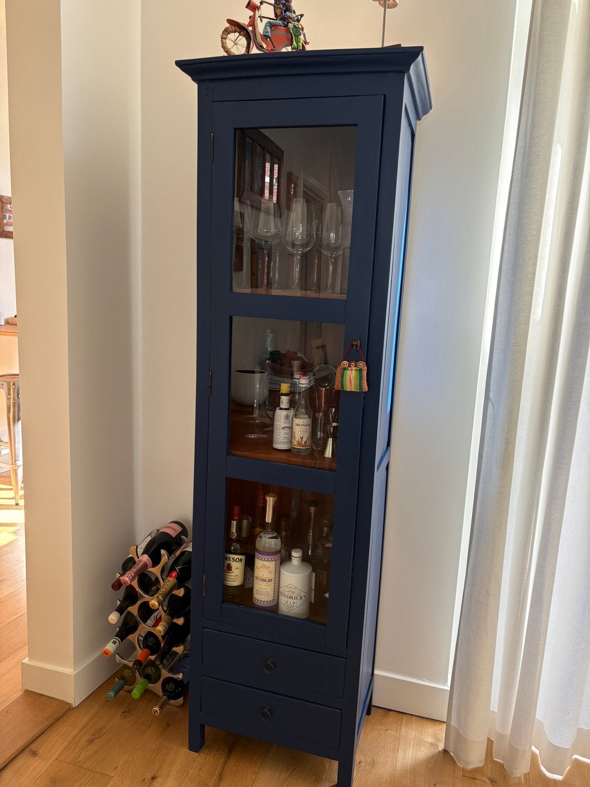 Beautiful Antique Blue Display Cabinet with Drawers, Ophalen