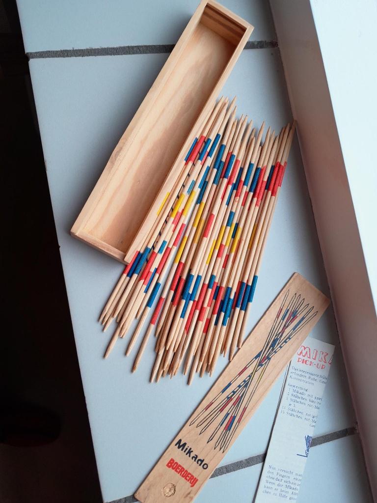 mikado gezelschapsspel spel Nieuw!, Hobby en Vrije tijd, Gezelschapsspellen | Bordspellen, Ophalen of Verzenden, Nieuw